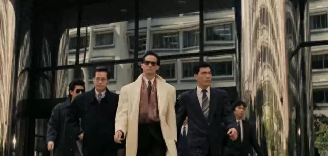 李子雄携患妥瑞症儿子西双版纳穷游，民宿单晚不足200元 | 情报图