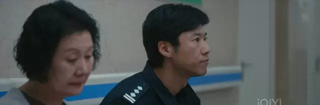 《低智商犯罪》开局评价走低，播出反馈出现分化 | 情报图